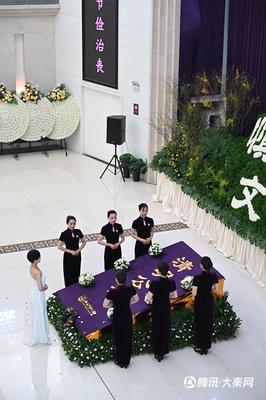 西安市殡仪馆开展清明公祭活动 市民近距离接触殡葬服务